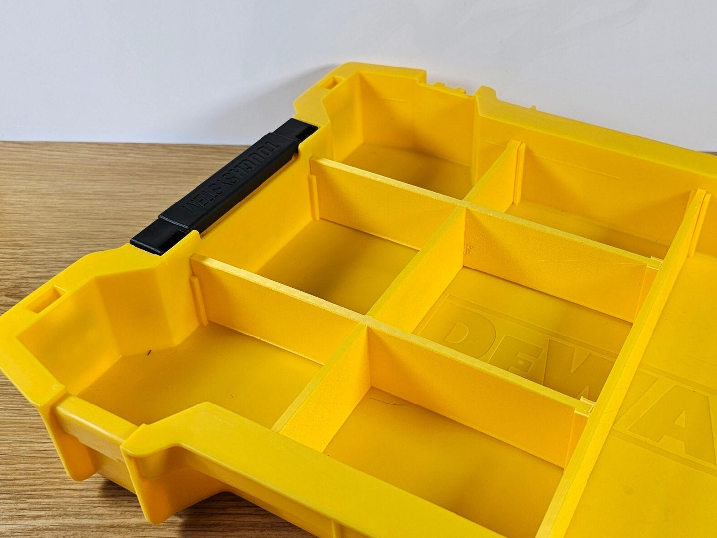 Dewalt Tough System 2.0 dividers for toolbox insert
